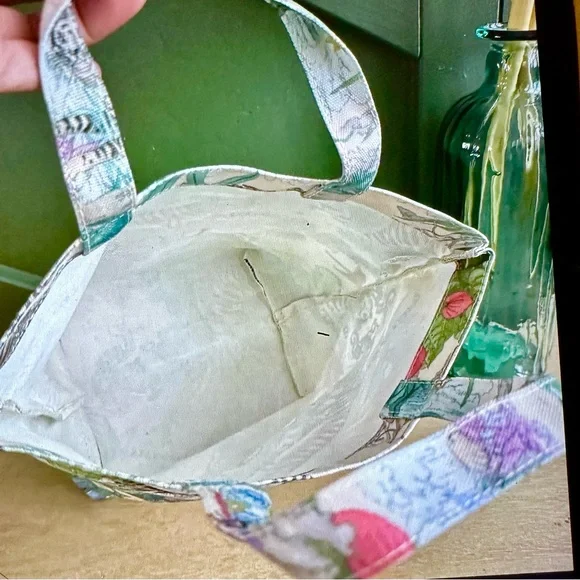 Gucci Multicolor Tiger Print Canvas Mini Tote Bag NWB - Picture 5 of 13